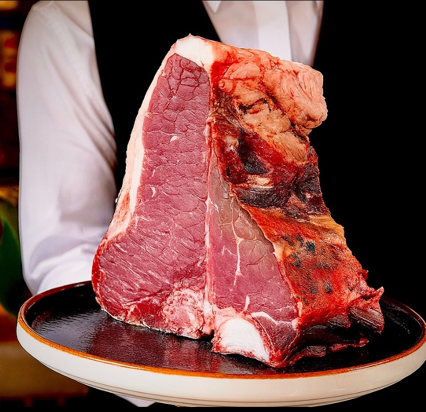 Taglio di Bistecca Chianina cruda